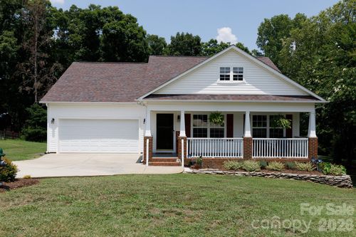 1507 Meadow Glen Ln, Rock Hill, SC, 29730-7486 | Card Image