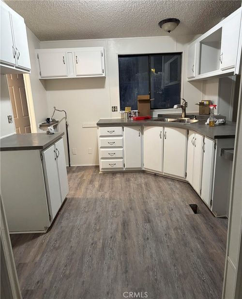 2720 Lebec Oaks Rd, Lebec, CA, 93243-4028 | Card Image