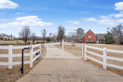 780 W 121st St S, Jenks, OK, 74037-4210 | Card Image