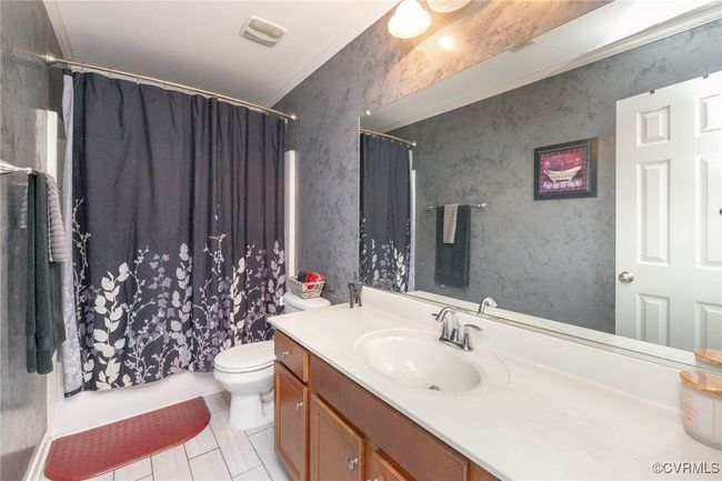 Full bath, 2nd floor | Image 25