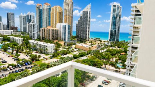 1805-230 174th St, Sunny Isles Beach, FL, 33160-3332 | Card Image
