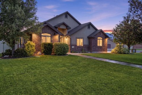 2766 W 2125 N, Plain City, UT, 84404-8587 | Card Image