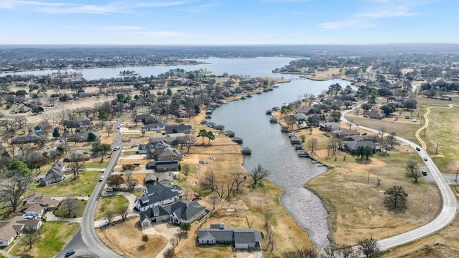 603 Kiowa Dr W, House other with 3 bedrooms, 2 bathrooms and null parking in Lake Kiowa TX | Image 25