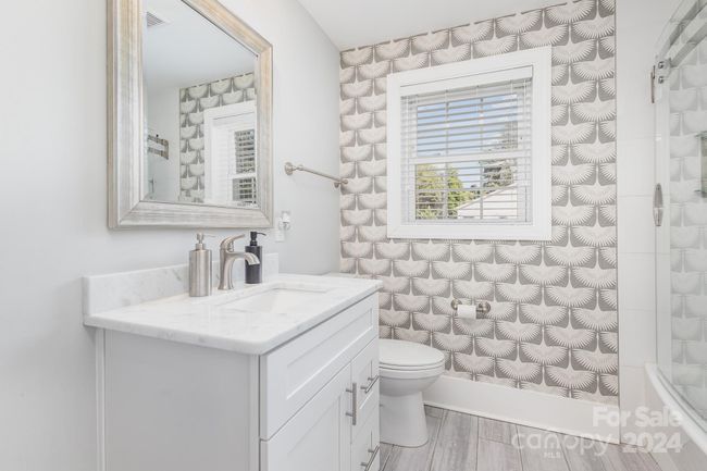 4301 Acorn St, House other with 3 bedrooms, 2 bathrooms and null parking in Charlotte NC | Image 16