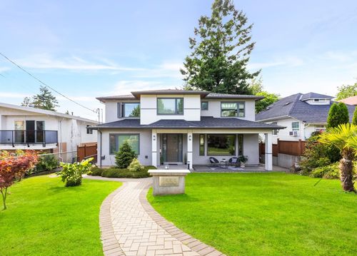 2553 Western Ave, North Vancouver, BC, V7N3L2 | Card Image