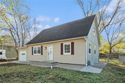 214 Cedarlane Drive, House other with 4 bedrooms, 2 bathrooms and null parking in Wellsville KS | Image 2