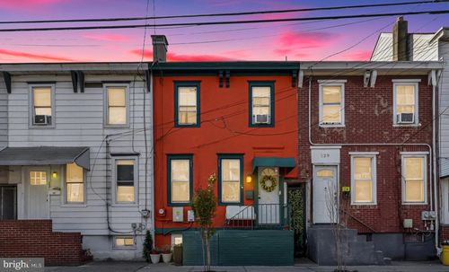 231 Elmer St, Trenton, NJ, 08611-1510 | Card Image