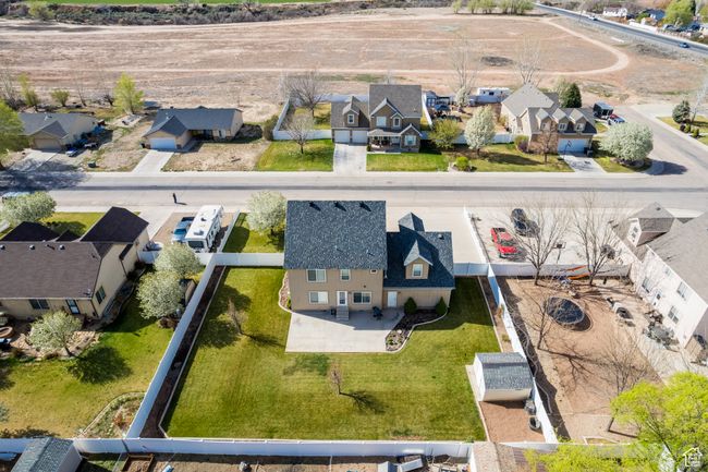 Aerial view with a residential view | Image 44