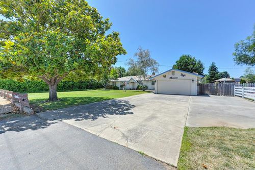18493 N Jack Tone Rd, Lockeford, CA, 95237-9745 | Card Image