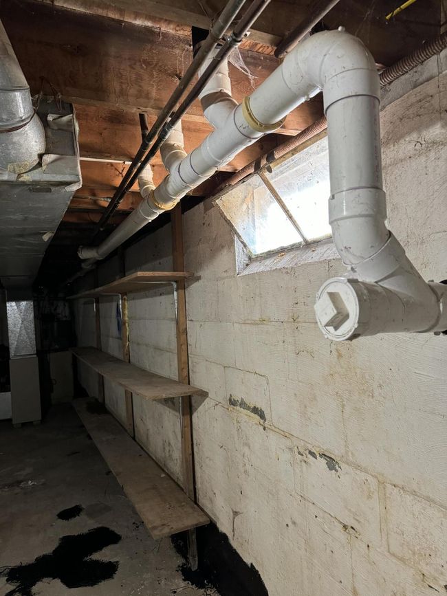 Basement | Image 30