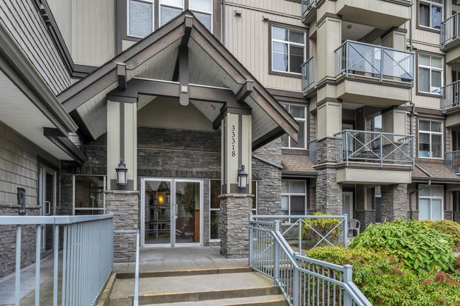 316 - 33318 E Bourquin Crescent, Condo with 2 bedrooms, 2 bathrooms and 2 parking in Abbotsford BC | Image 5