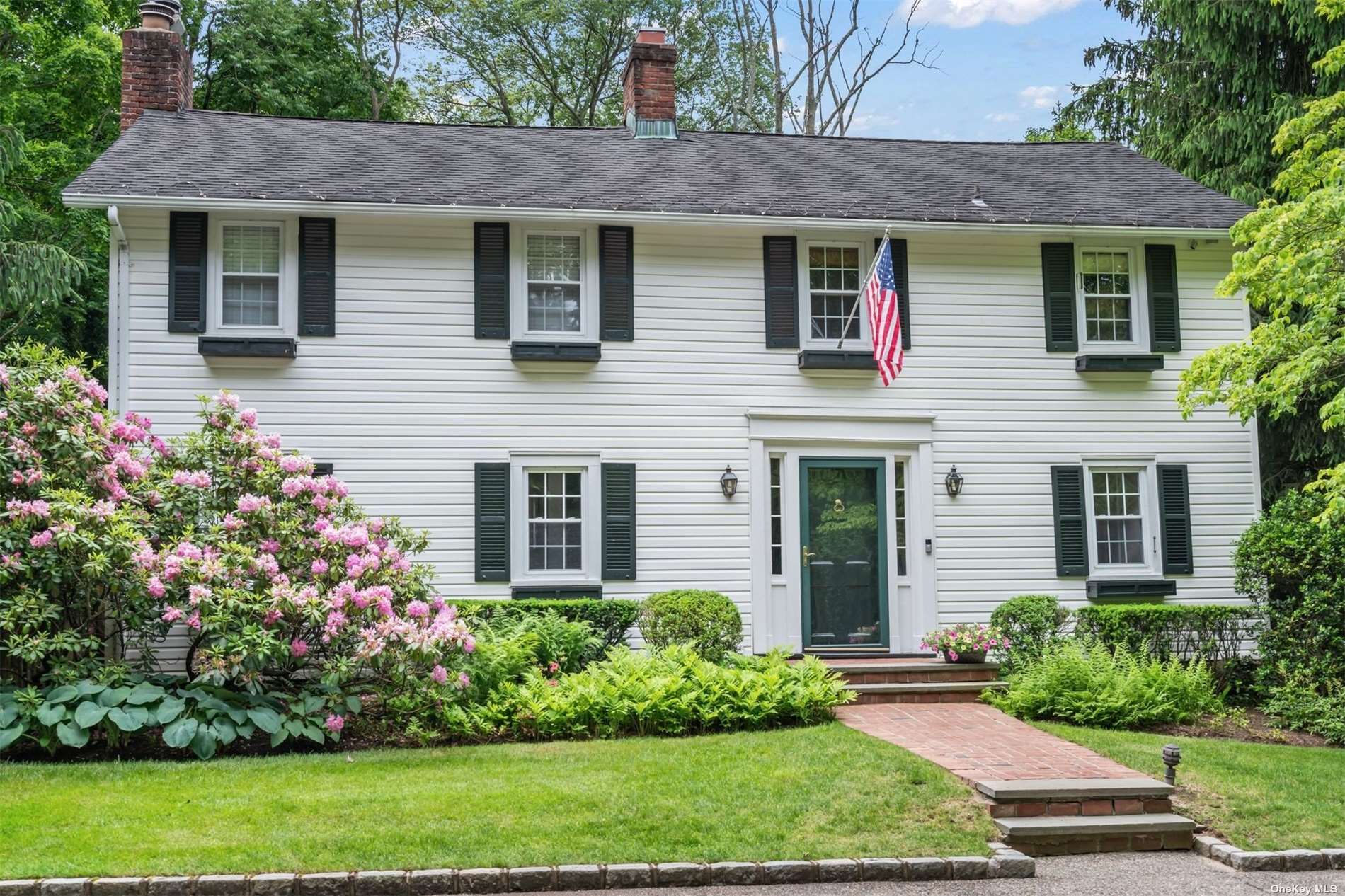 Cold Spring Rd, Syosset, NY 11791