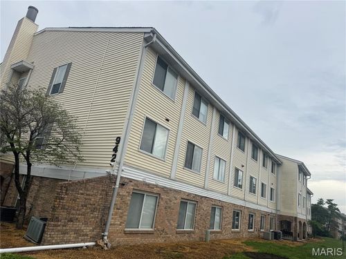 208-942 Guelbreth Ln, Saint Louis, MO, 63141-5956 | Card Image