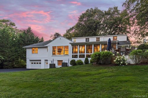 25 Ramapo Trl, Harrison, NY, 10528-1809 | Card Image