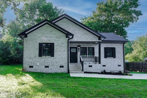 1811 Brown Bear Dr, Burlington, NC, 27215 | Card Image