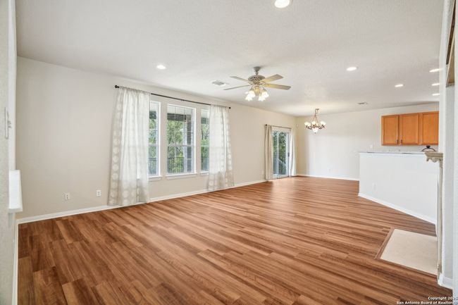 530 Mesa Loop, House other with 5 bedrooms, 3 bathrooms and null parking in San Antonio TX | Image 20