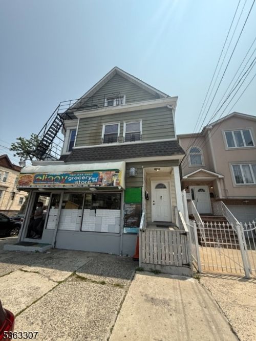 146 Sherman Ave, Newark, NJ, 07114-1768 | Card Image