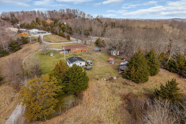 43 Joe Ridge Rd, Home with 3 bedrooms, 1 bathrooms and 1 parking in Celina TN | Image 11