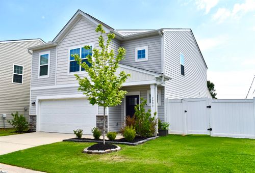 1953 Landrow Ln, Boiling Springs, SC, 29316-4844 | Card Image