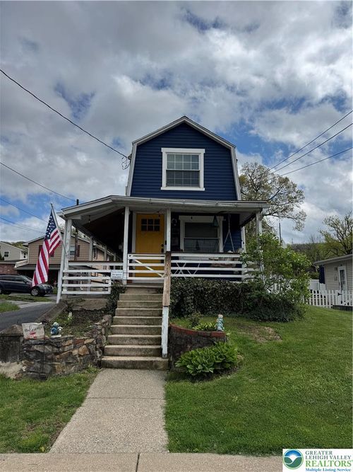 518 Furnace St, Emmaus, PA, 18049-3838 | Card Image