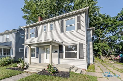 2032 Perth St, Toledo, OH, 43607-1325 | Card Image