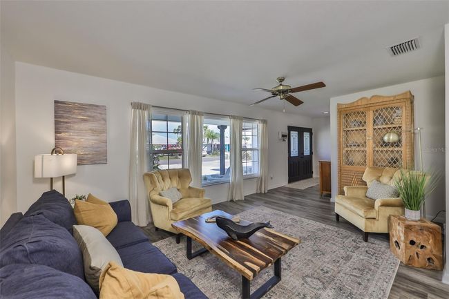 6337 Cocoa Ln, House other with 4 bedrooms, 2 bathrooms and null parking in APOLLO BEACH FL | Image 18