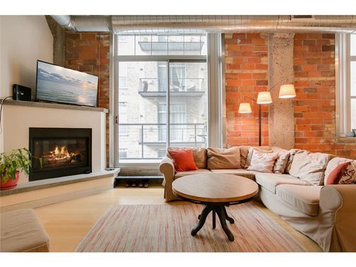 unit-321-521 S 7th St, Minneapolis, MN, 55415-1652 | Card Image