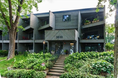 apt-201-3033 E Bde Maka Ska Pkwy, Minneapolis, MN, 55408-2522 | Card Image