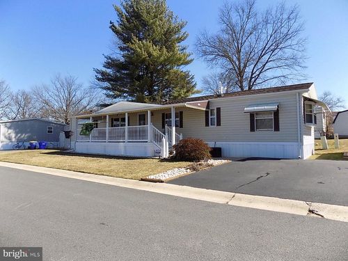 122 Seneca Avenue, DOVER, PA, 17315 | Card Image