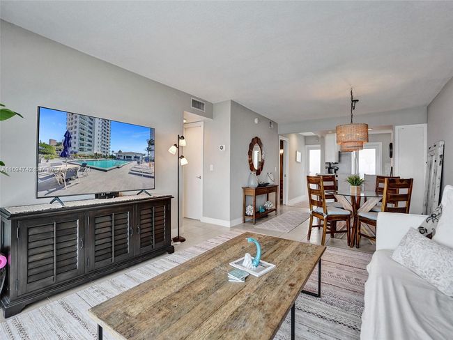 PH2 - 1610 N Ocean Blvd, Condo with 2 bedrooms, 2 bathrooms and null parking in Pompano Beach FL | Image 28