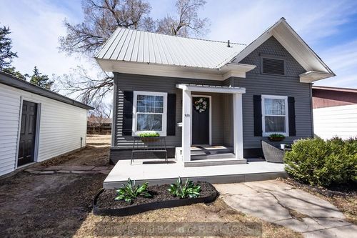 971 11th St, Henderson, NE, 68371-8947 | Card Image