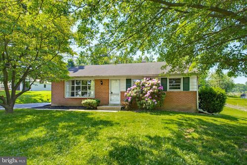 4066 Marietta Ave, MOUNT JOY, PA, 17552-9398 | Card Image