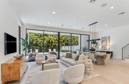 907 Witherspoon Ln, Delray Beach, FL, 33483-5811 | Card Image