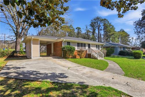 256 Silver Springs Circle Sw, Atlanta, GA, 30310 | Card Image