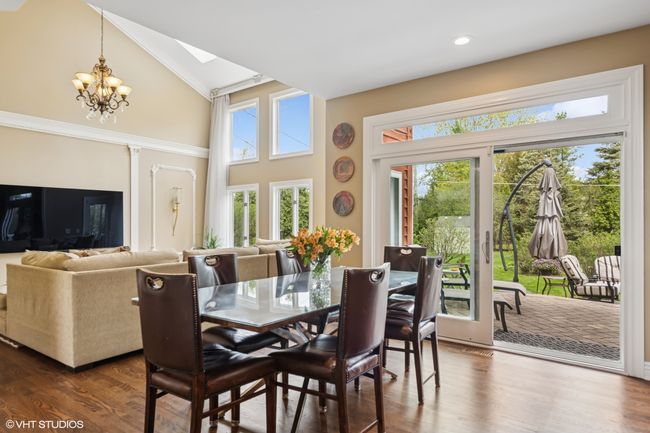 3754 Maple Ave, House other with 5 bedrooms, 4 bathrooms and 3 parking in Northbrook IL | Image 18