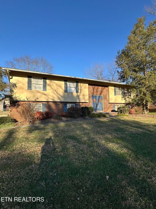 7712 Castlecomb Rd, Powell, TN, 37849-4222 | Card Image