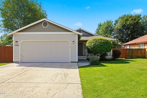 1983 Ne Jackson Avenue, Bend, OR, 97701 | Card Image