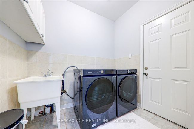 62 Saffron Cres, House other with 6 bedrooms, 5 bathrooms and 4 parking in Brampton ON | Image 19