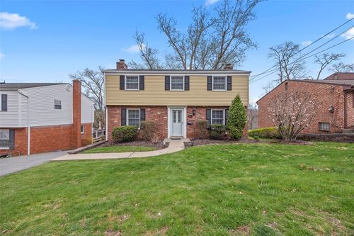 931 Country Club Dr, Mt. Lebanon, PA, 15228-2650 | Card Image