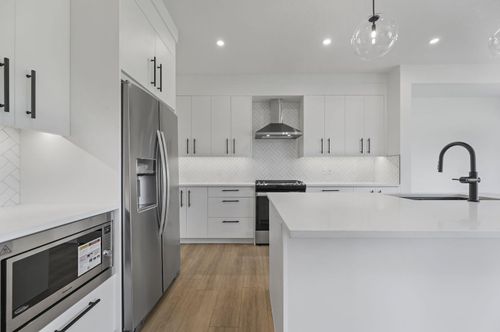 135 Walgrove Bay Se, Calgary, AB, T2X5P1 | Card Image