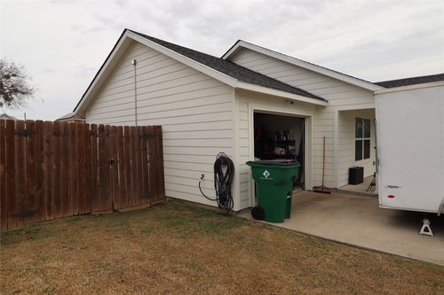 309 Thomas St, Terrell, TX, 75160-3829 | Card Image