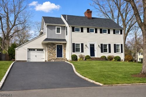 119 Wellington Ave, Short Hills, NJ, 07078-2561 | Card Image