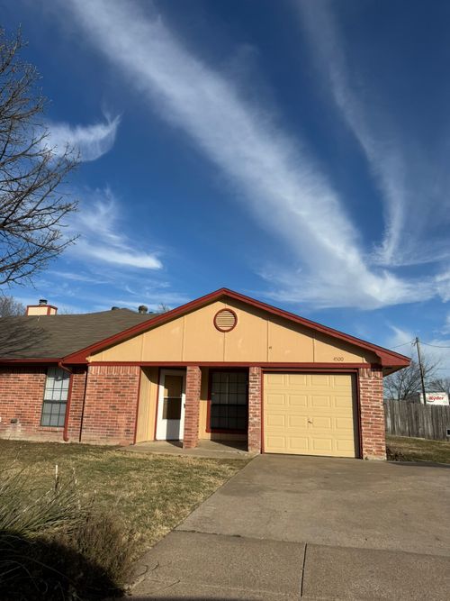 4500 Spinnaker Ct, Fort Worth, TX, 76135-2045 | Card Image