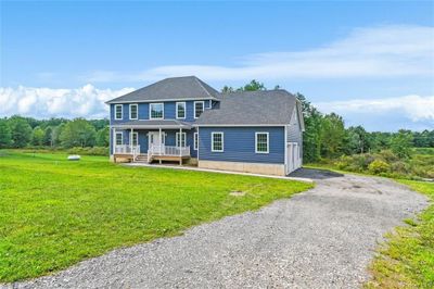 Upgraded vinyl siding. | Image 2