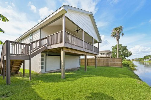 6935 W Holiday St, Hitchcock, TX, 77563-2462 | Card Image