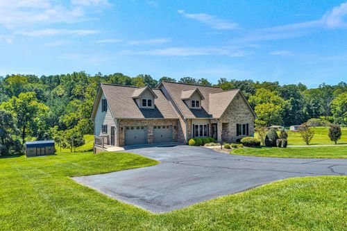 2143 Blue Ridge Springs Rd, Blue Ridge, VA, 24064-1364 | Card Image