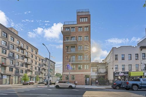 b802-178 Throop Avenue, New York, NY, 11238 | Card Image