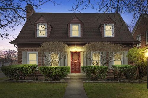 16210 Ashton Ave, Detroit, MI, 48219-4146 | Card Image