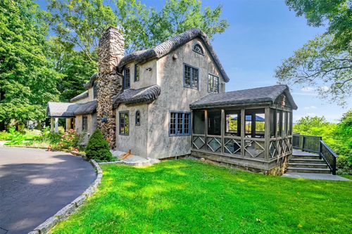 5 Shingle House Rd, Millwood, NY, 10546-1041 | Card Image