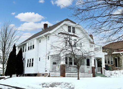 3561 N Murray Ave, Shorewood, WI, 53211-2525 | Card Image